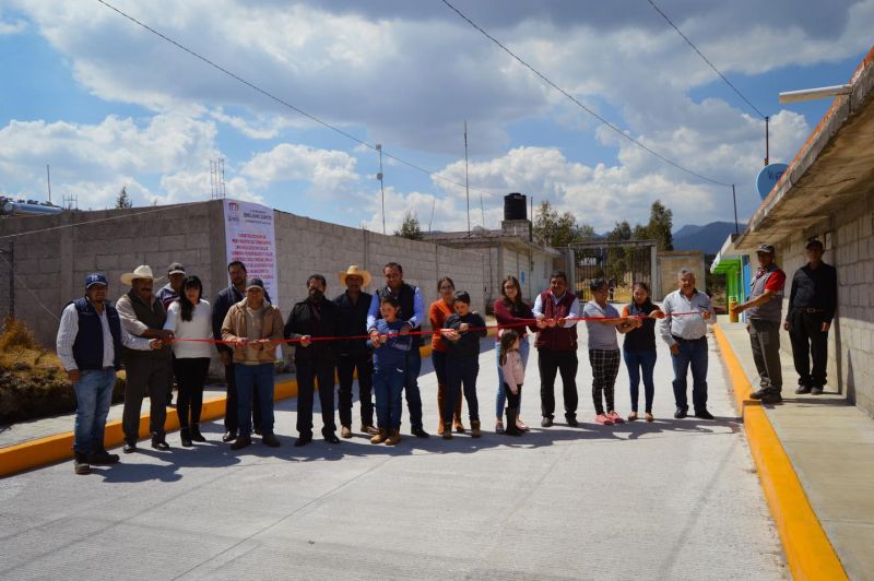 Obra de pavimentación de concreto hidráulico